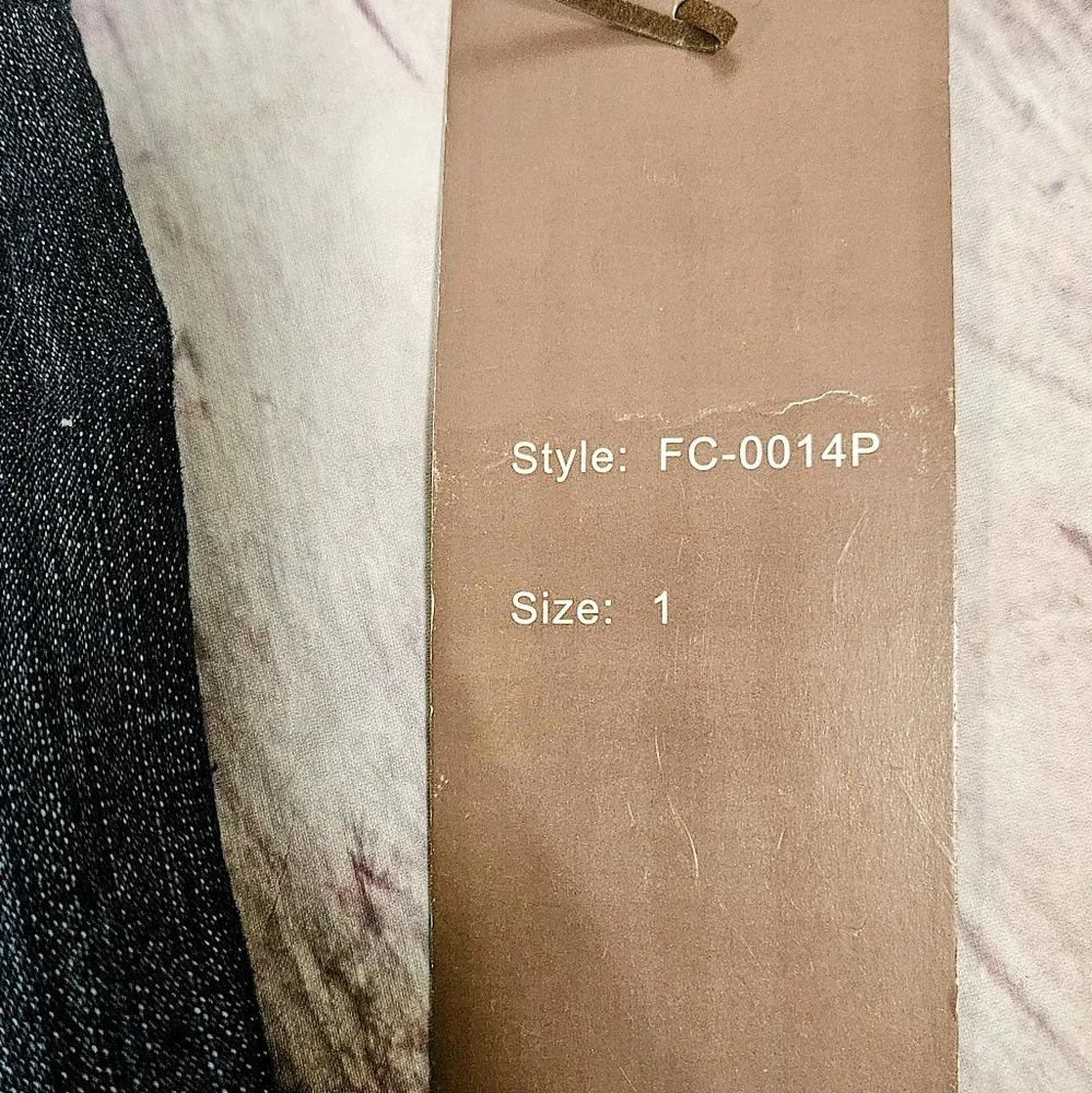 Free Culture NWT Size 1 Low Rise Dark Wash Skinny Jeans - Picture 5 of 7
